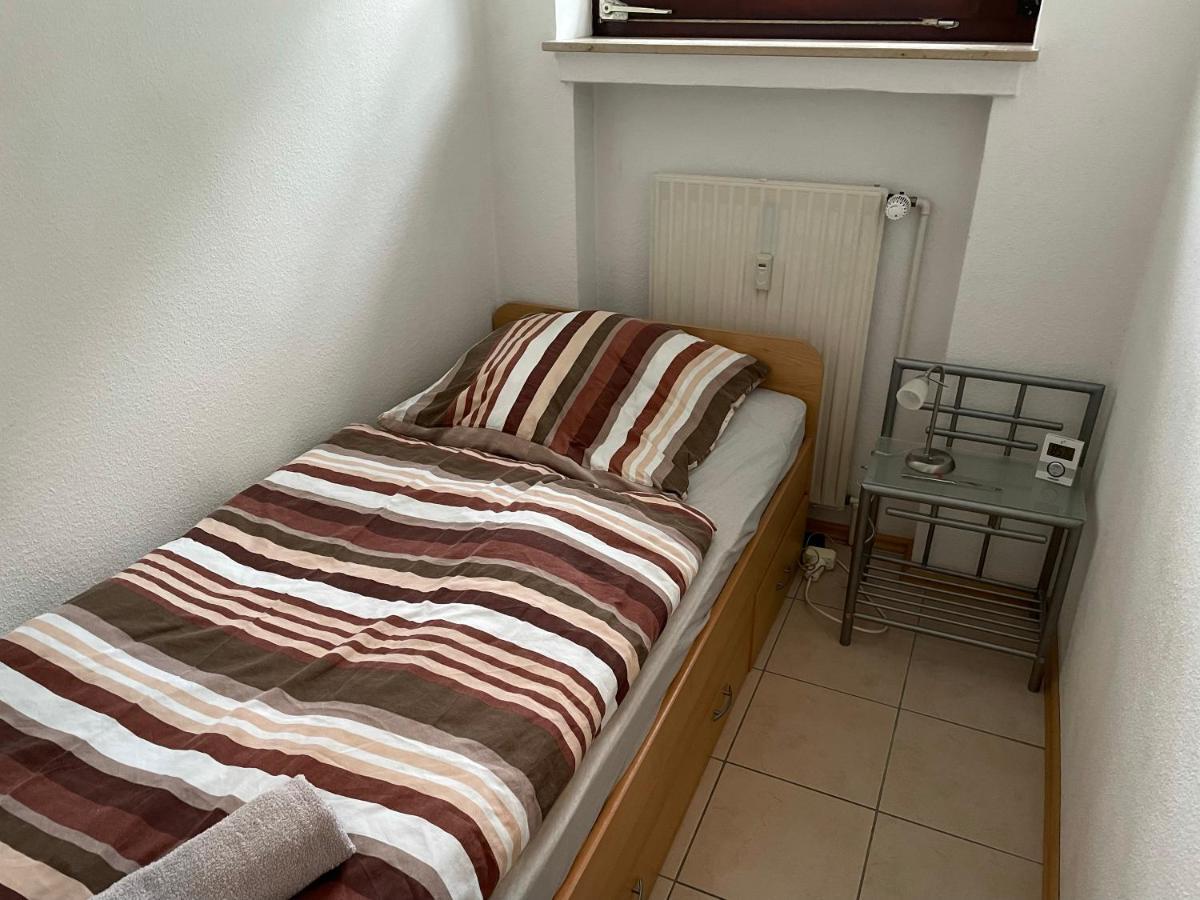 Schoenes Einfaches Zimmer In Oldenburg Dış mekan fotoğraf