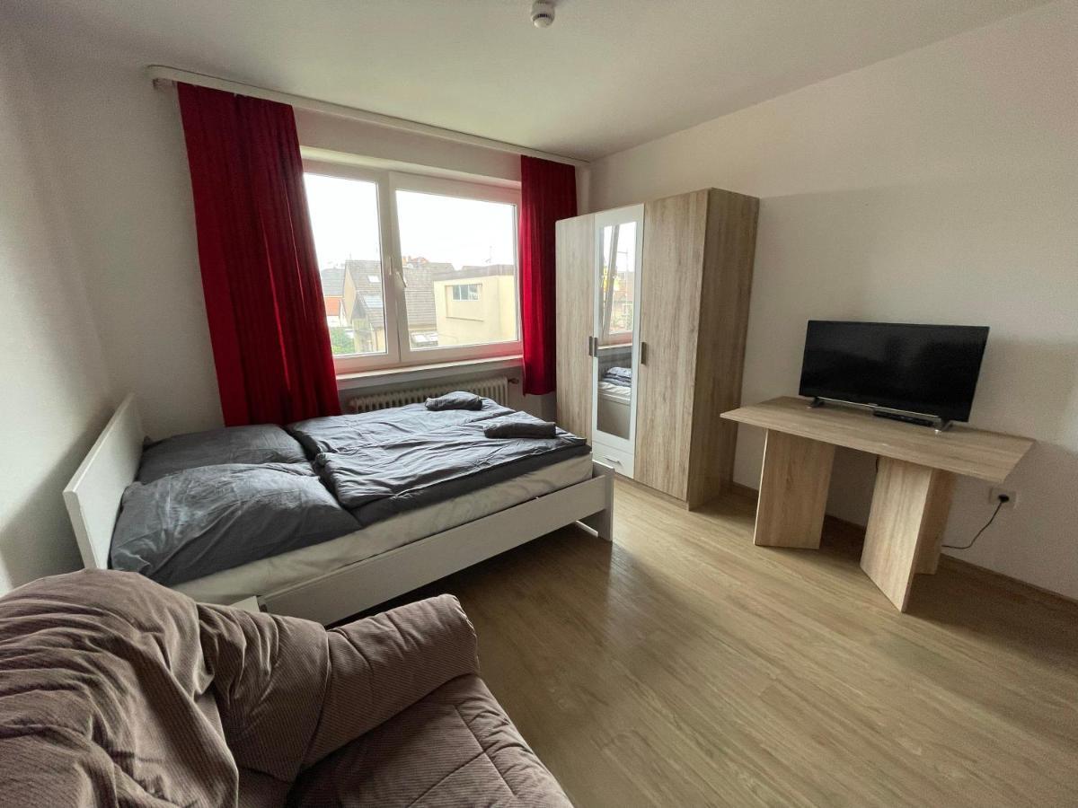 Schoenes Einfaches Zimmer In Oldenburg Dış mekan fotoğraf